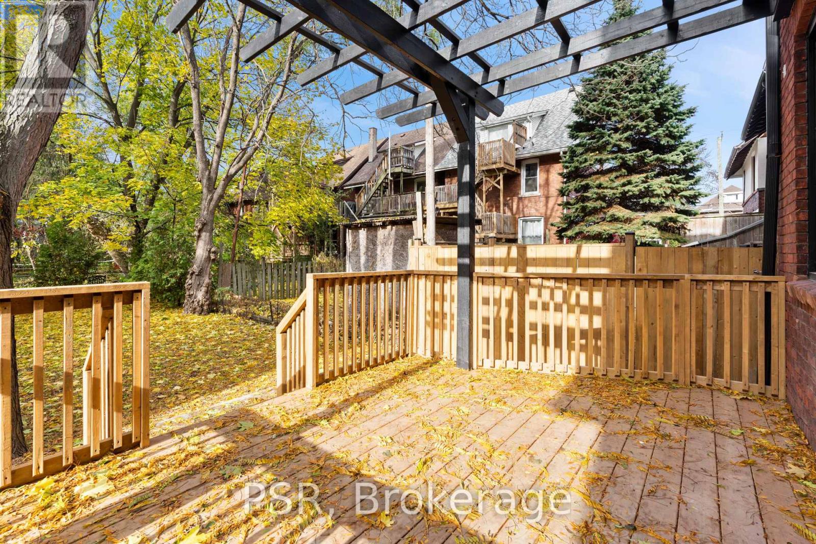 Main - 200 Sanford Avenue S, Hamilton, Ontario  L8M 2H2 - Photo 3 - X12580262