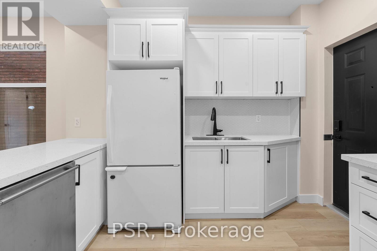 Main - 200 Sanford Avenue S, Hamilton, Ontario  L8M 2H2 - Photo 5 - X12580262