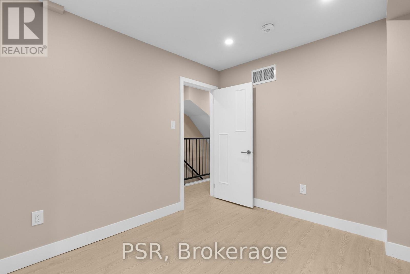 2nd & 3rd - 200 Sanford Avenue S, Hamilton, Ontario  L8M 2H2 - Photo 10 - X12580264