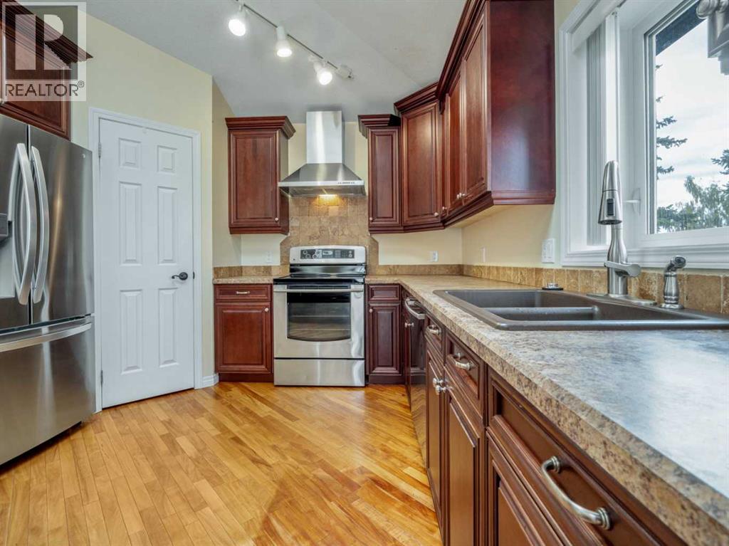 996 2 Avenue W, Cardston, Alberta  T0K 0K0 - Photo 10 - A2243990