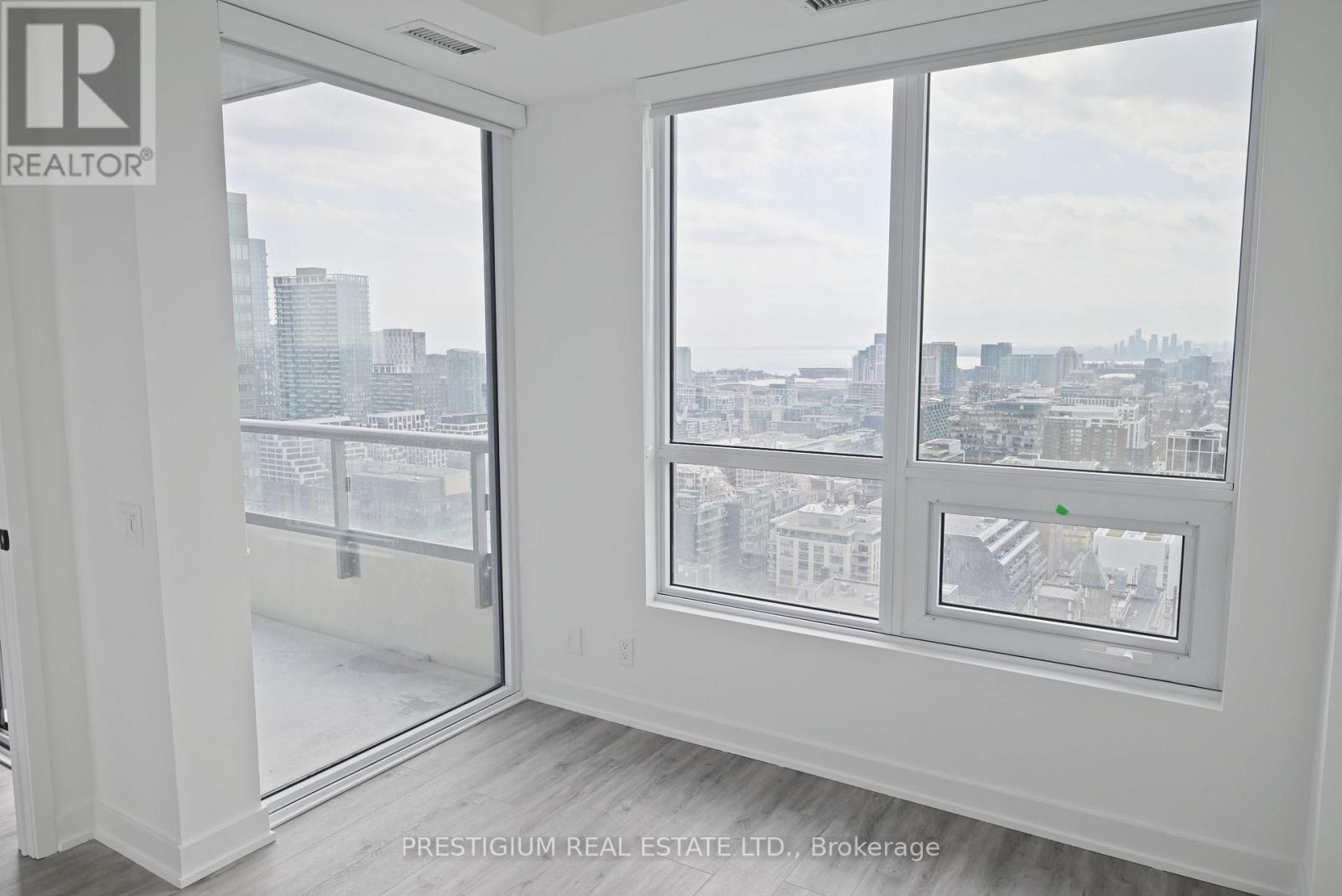 3510 - 108 Peter Street, Toronto, Ontario  M5V 0W2 - Photo 8 - C12463252