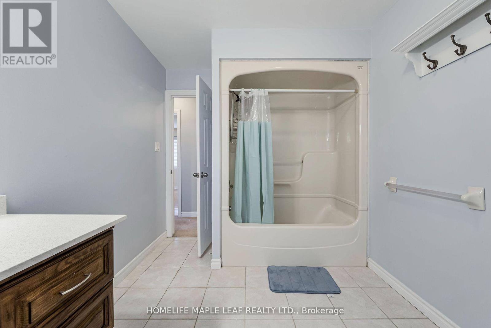 3501 Mccarthy Drive, Clearview, Ontario  L0M 1N0 - Photo 21 - S12533920