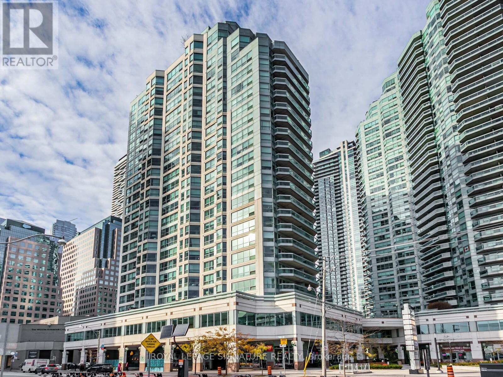 709 - 10 QUEENS QUAY W, Toronto, Ontario