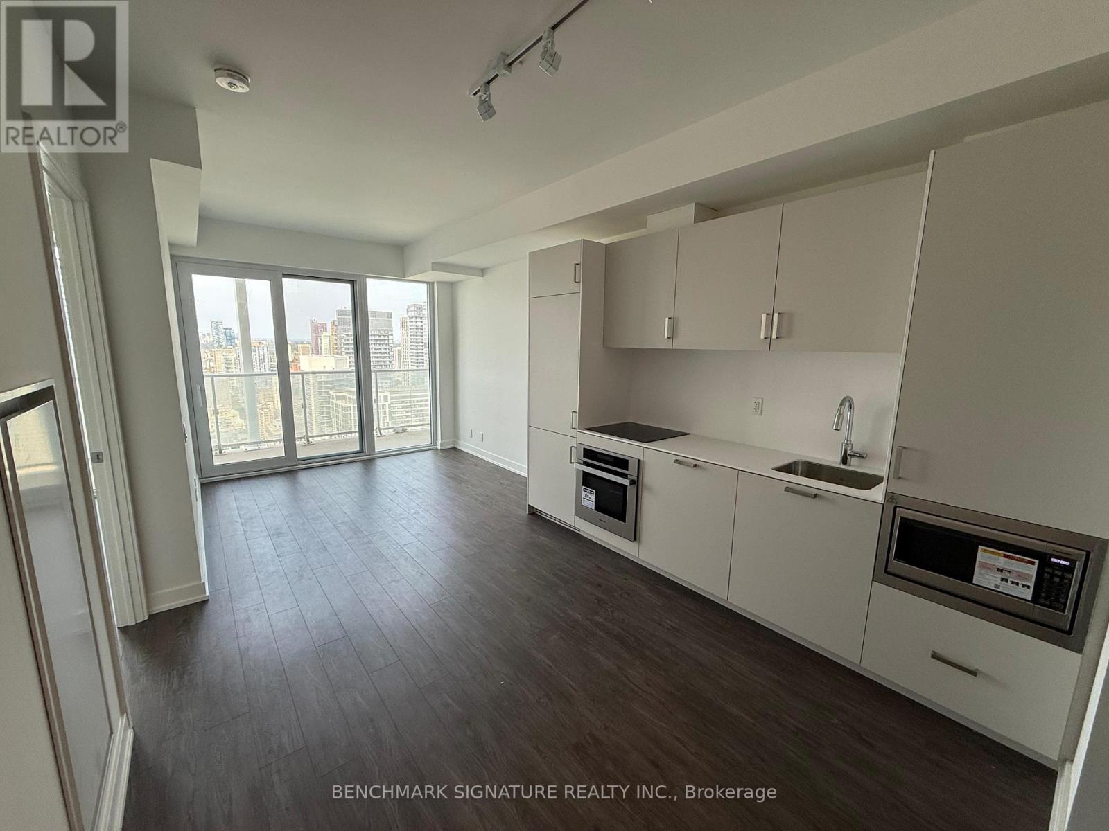 4715 - 88 Queen Street E, Toronto, Ontario  M5C 0B6 - Photo 5 - C12580306