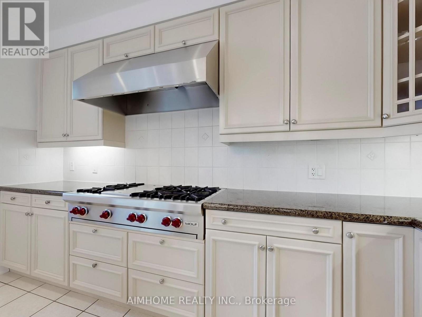 12 Sweet Valerie Court, Vaughan, Ontario  L6A 0C6 - Photo 14 - N12577102