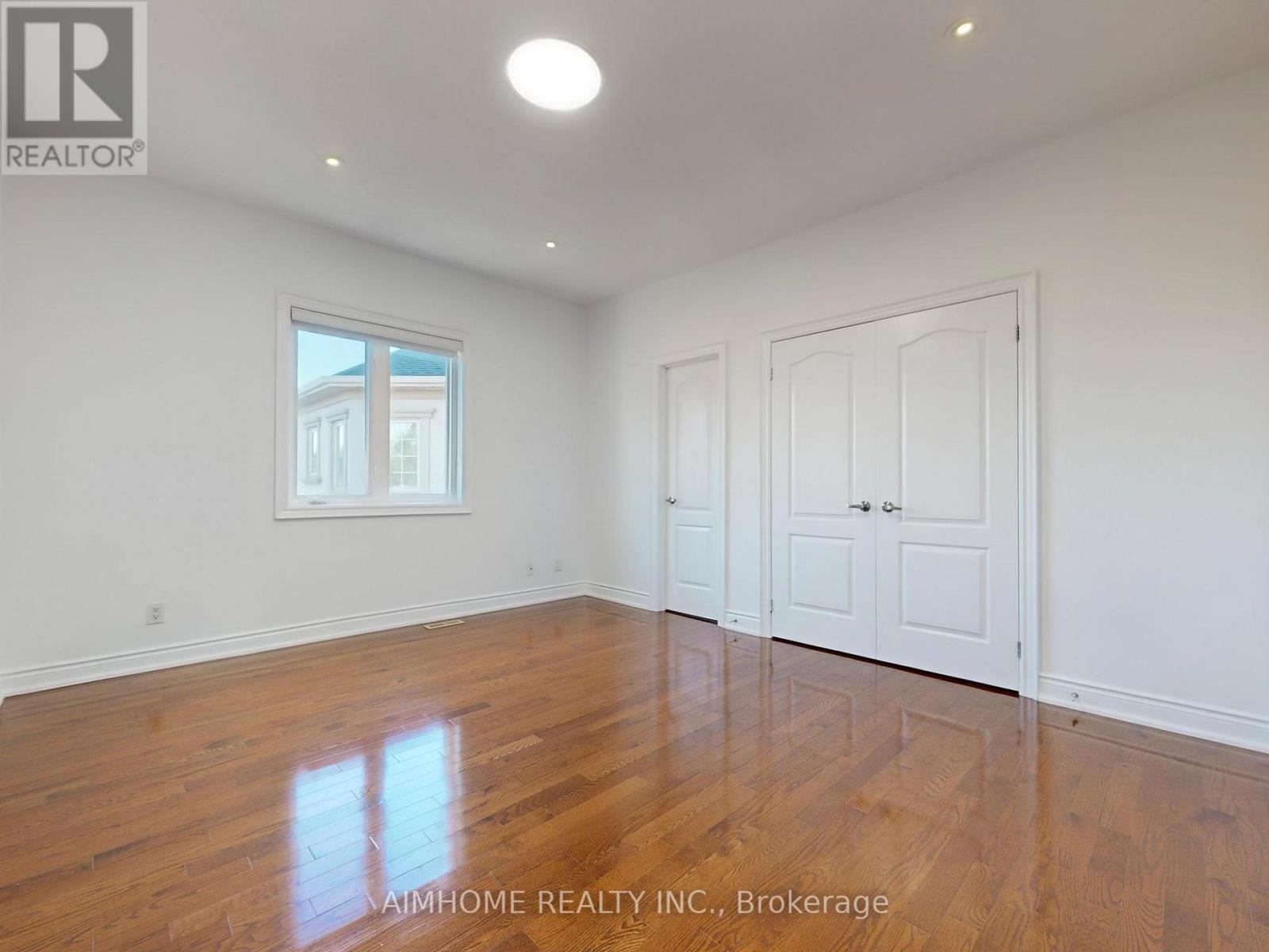 12 Sweet Valerie Court, Vaughan, Ontario  L6A 0C6 - Photo 28 - N12577102