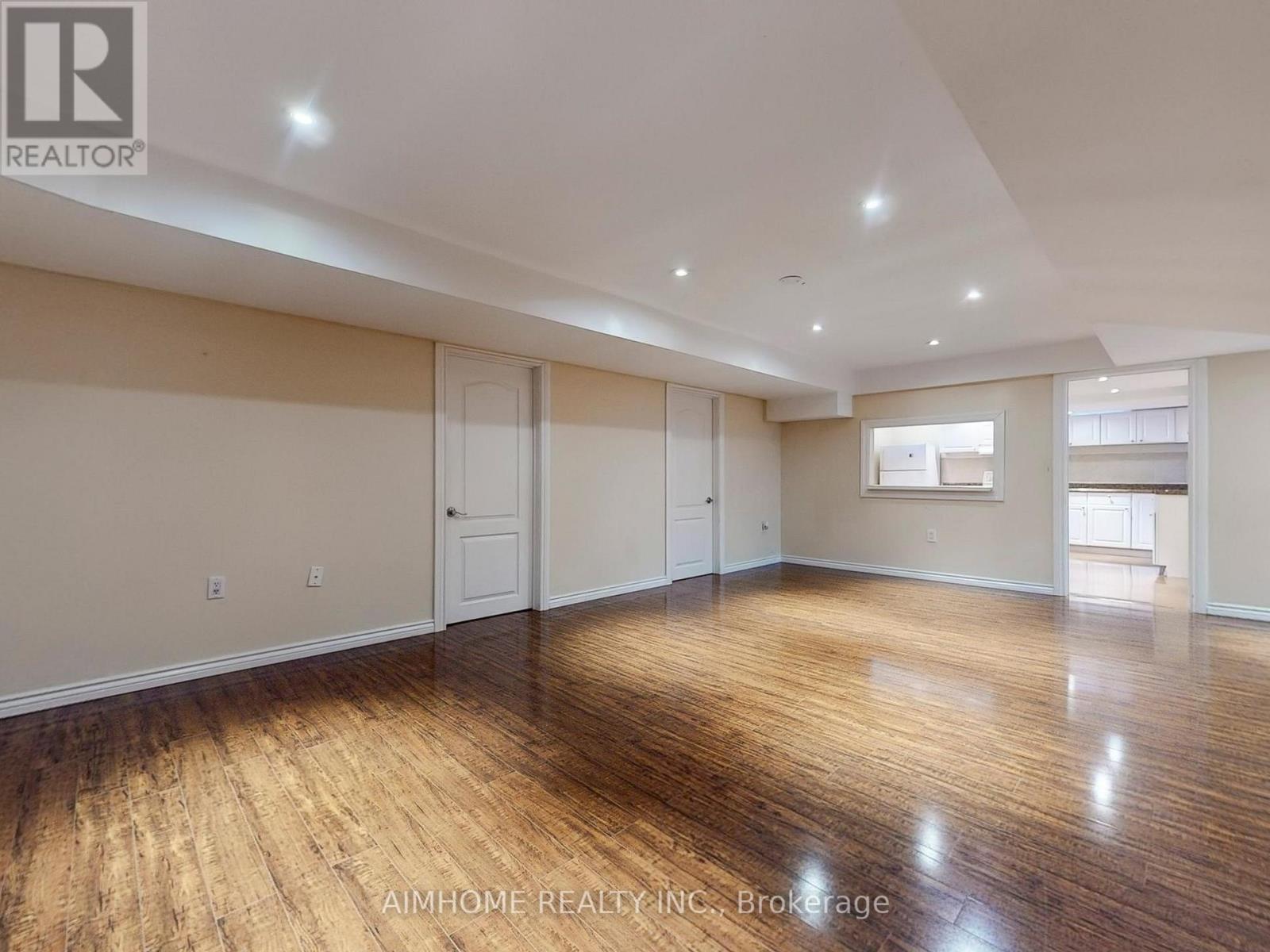 12 Sweet Valerie Court, Vaughan, Ontario  L6A 0C6 - Photo 41 - N12577102