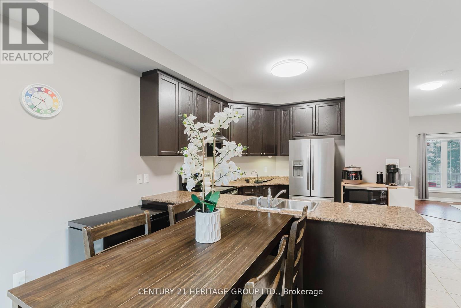 32 Grey Wing Avenue, Georgina, Ontario  L4P 0B7 - Photo 11 - N12580338