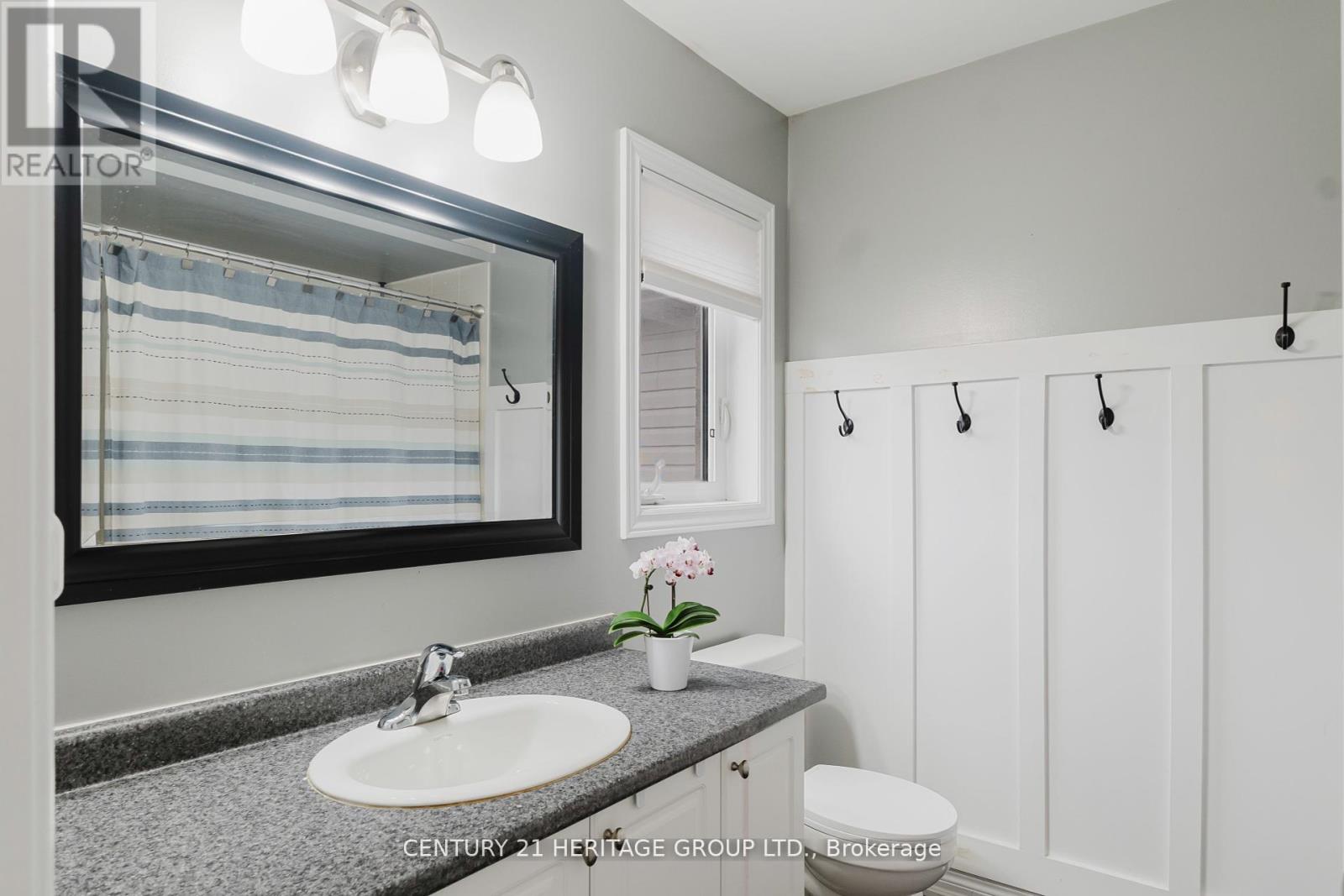 32 Grey Wing Avenue, Georgina, Ontario  L4P 0B7 - Photo 19 - N12580338