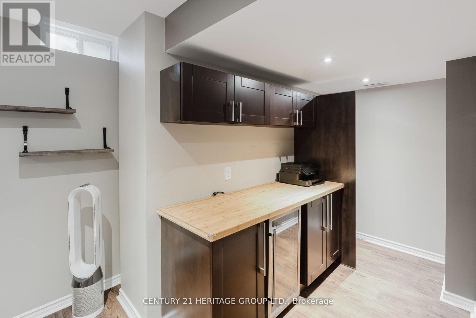 32 Grey Wing Avenue, Georgina, Ontario  L4P 0B7 - Photo 22 - N12580338