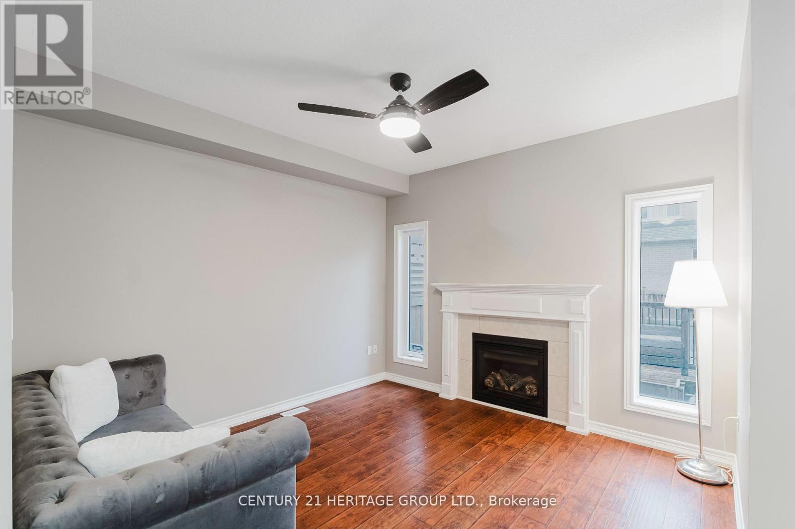 32 Grey Wing Avenue, Georgina, Ontario  L4P 0B7 - Photo 6 - N12580338