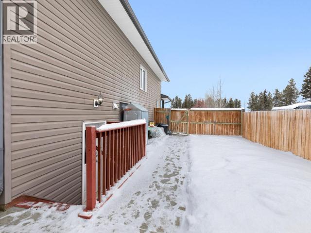 205a Azure Road, Whitehorse, Yukon Y1A 5G7 - Photo 25 - 16985