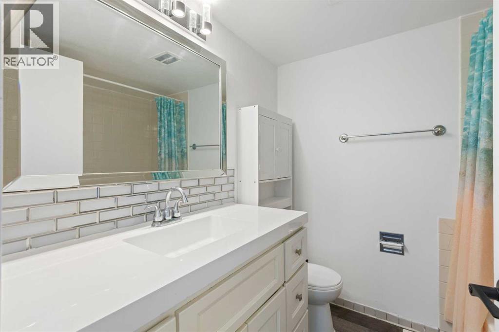 5414 Pensacola Crescent Se, Calgary, Alberta  T2A 2G6 - Photo 6 - A2266408