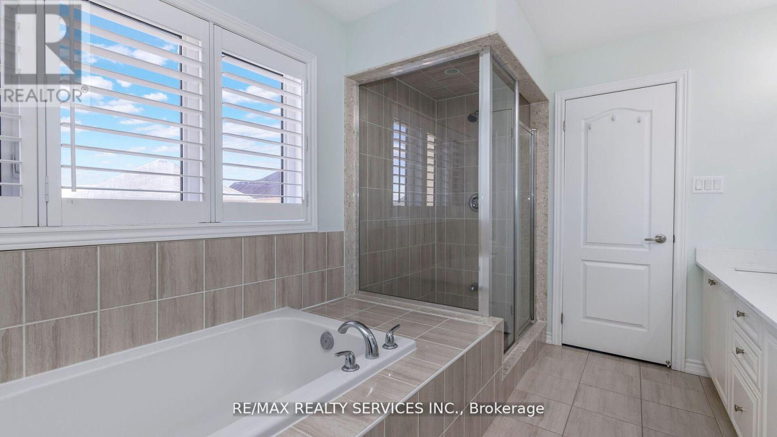 104 Roulette Crescent, Brampton, Ontario L7A 4R5 - Photo 29 - W12580284