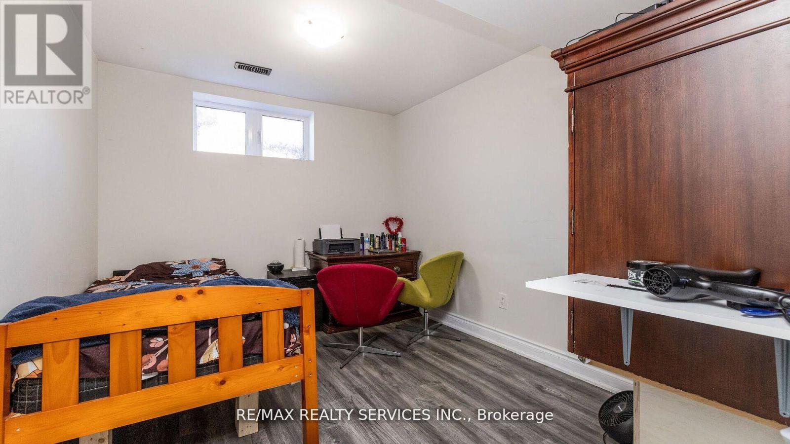 104 Roulette Crescent, Brampton, Ontario L7A 4R5 - Photo 35 - W12580284