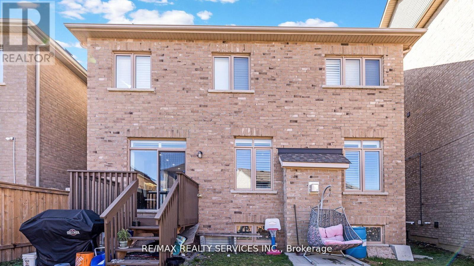 104 Roulette Crescent, Brampton, Ontario L7A 4R5 - Photo 40 - W12580284