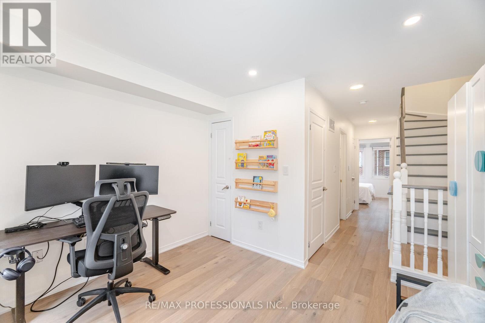 51 - 111 The Queensway, Toronto, Ontario  M6S 5B6 - Photo 21 - W12580302