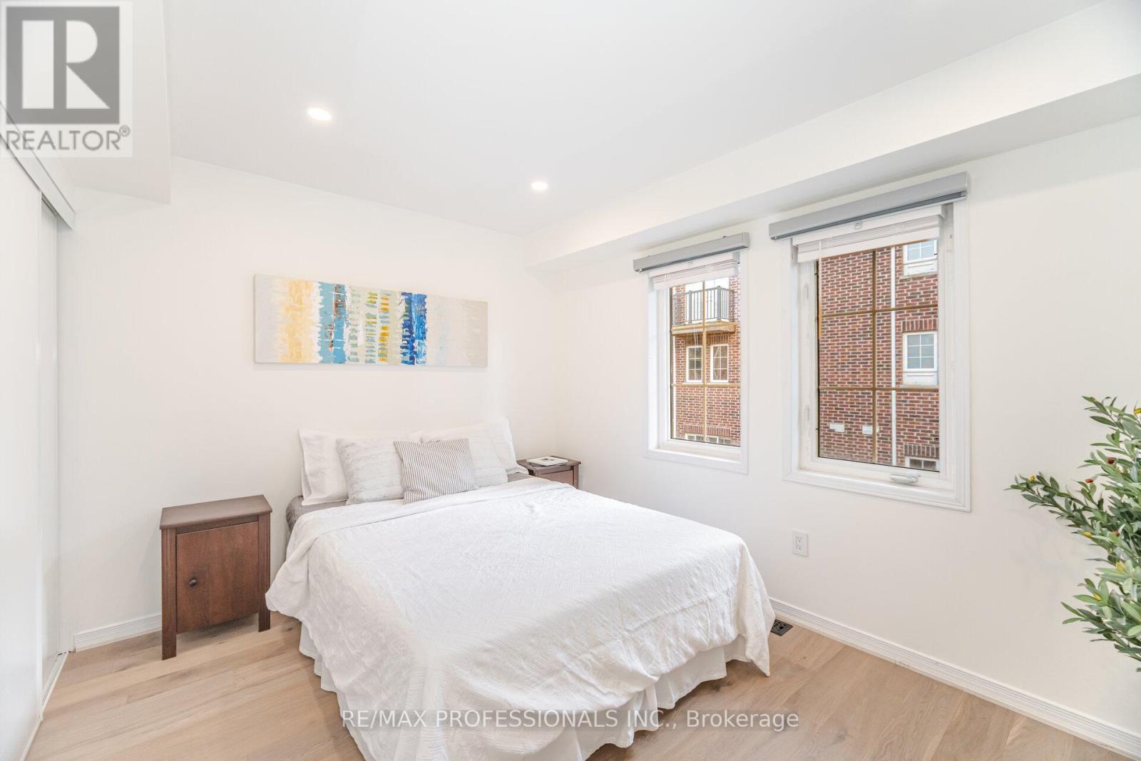 51 - 111 The Queensway, Toronto, Ontario  M6S 5B6 - Photo 22 - W12580302