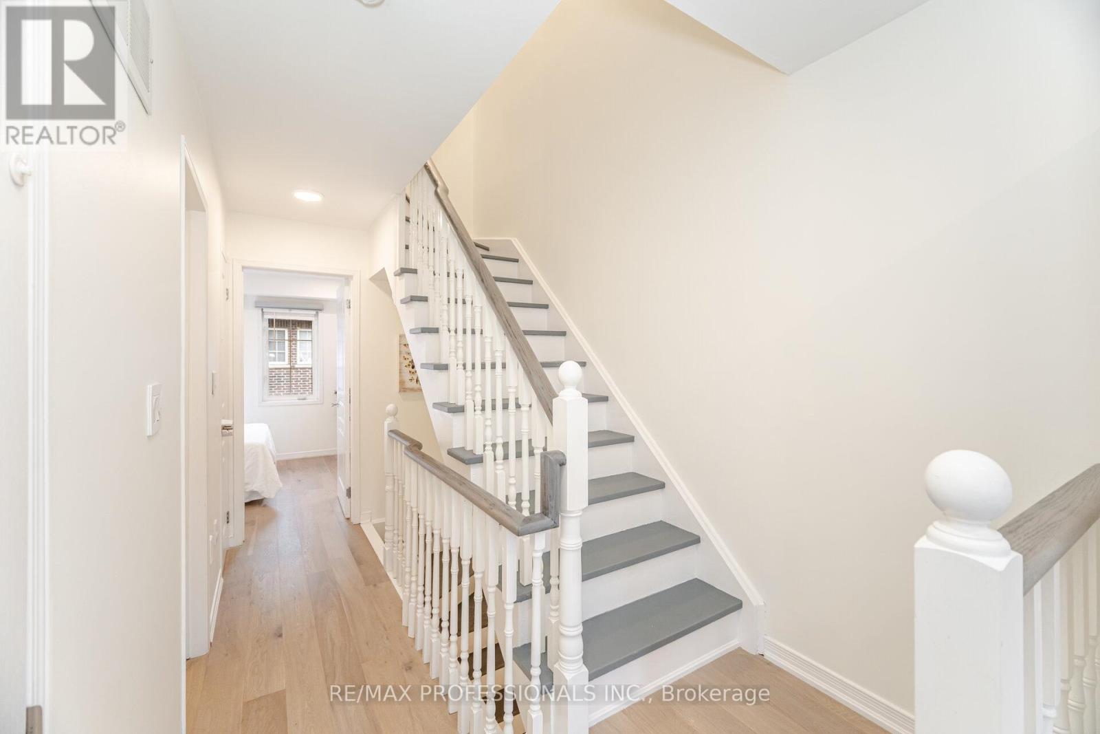 51 - 111 The Queensway, Toronto, Ontario  M6S 5B6 - Photo 27 - W12580302