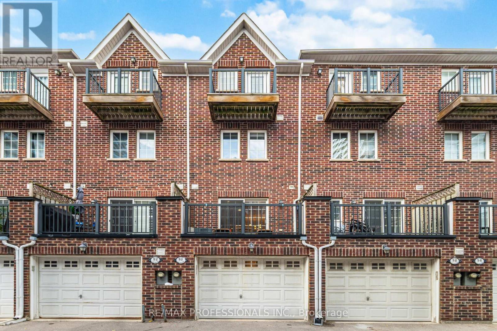 51 - 111 The Queensway, Toronto, Ontario  M6S 5B6 - Photo 40 - W12580302