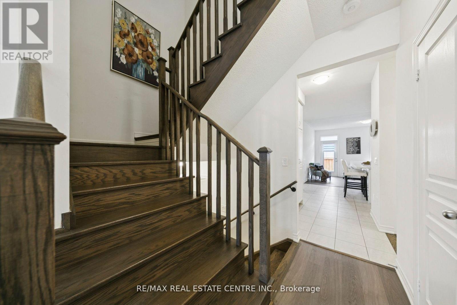 1525 Carr Landing, Milton, Ontario  L9E 1H2 - Photo 11 - W12580314