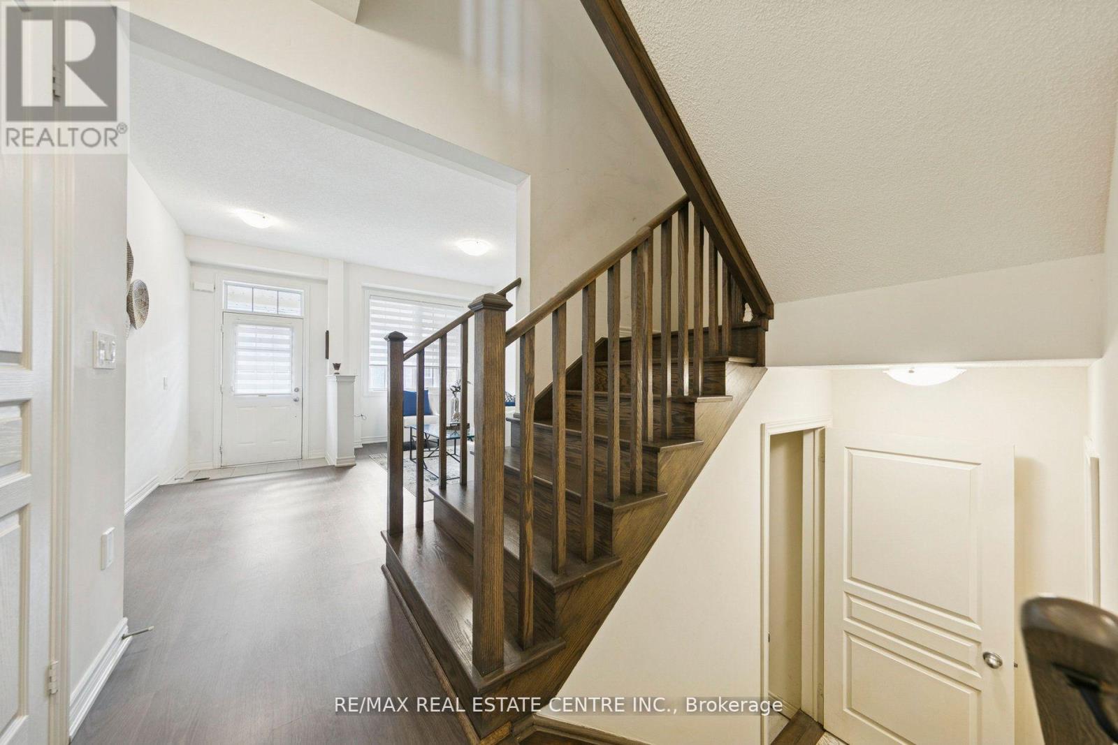 1525 Carr Landing, Milton, Ontario  L9E 1H2 - Photo 12 - W12580314