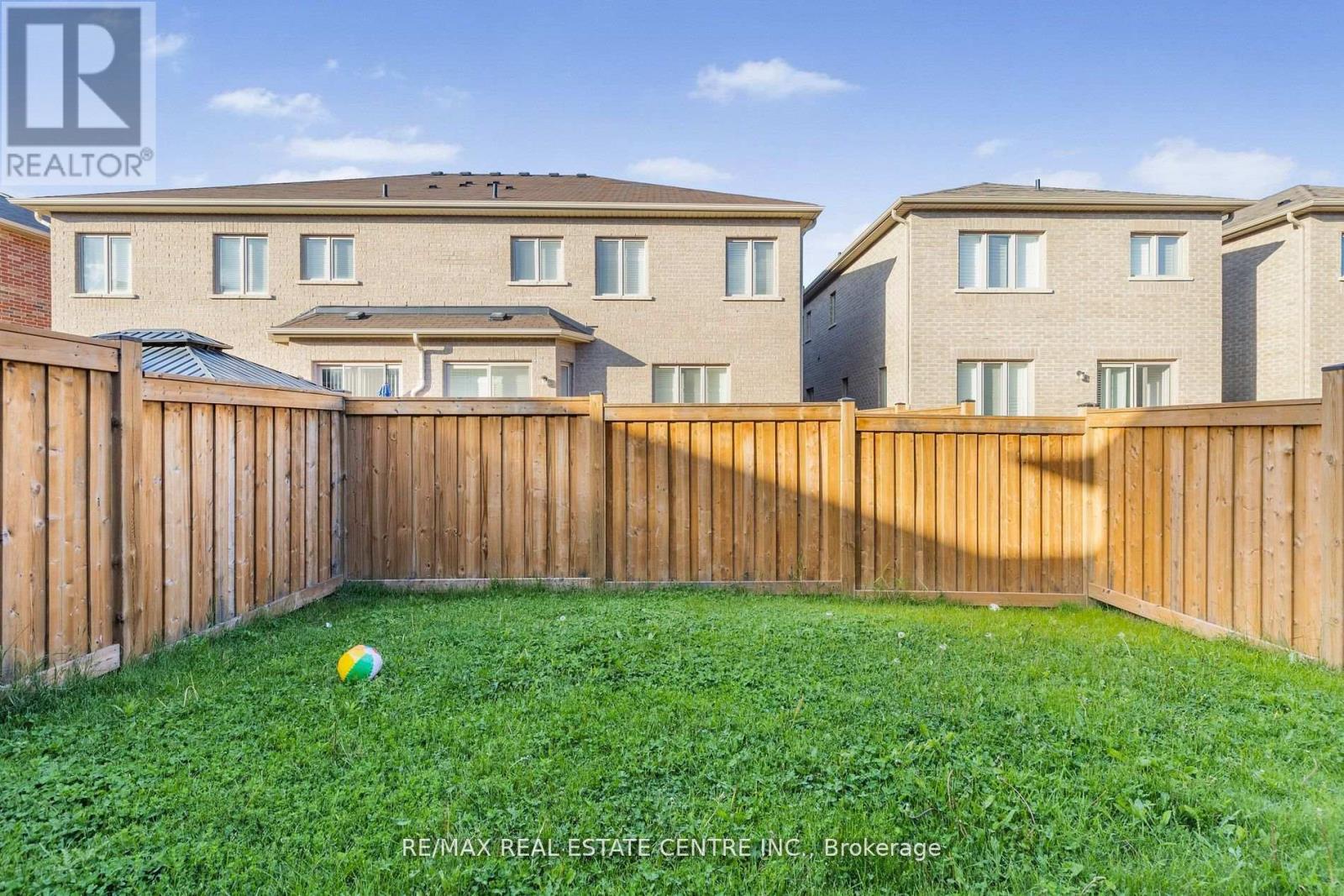 1525 Carr Landing, Milton, Ontario  L9E 1H2 - Photo 45 - W12580314