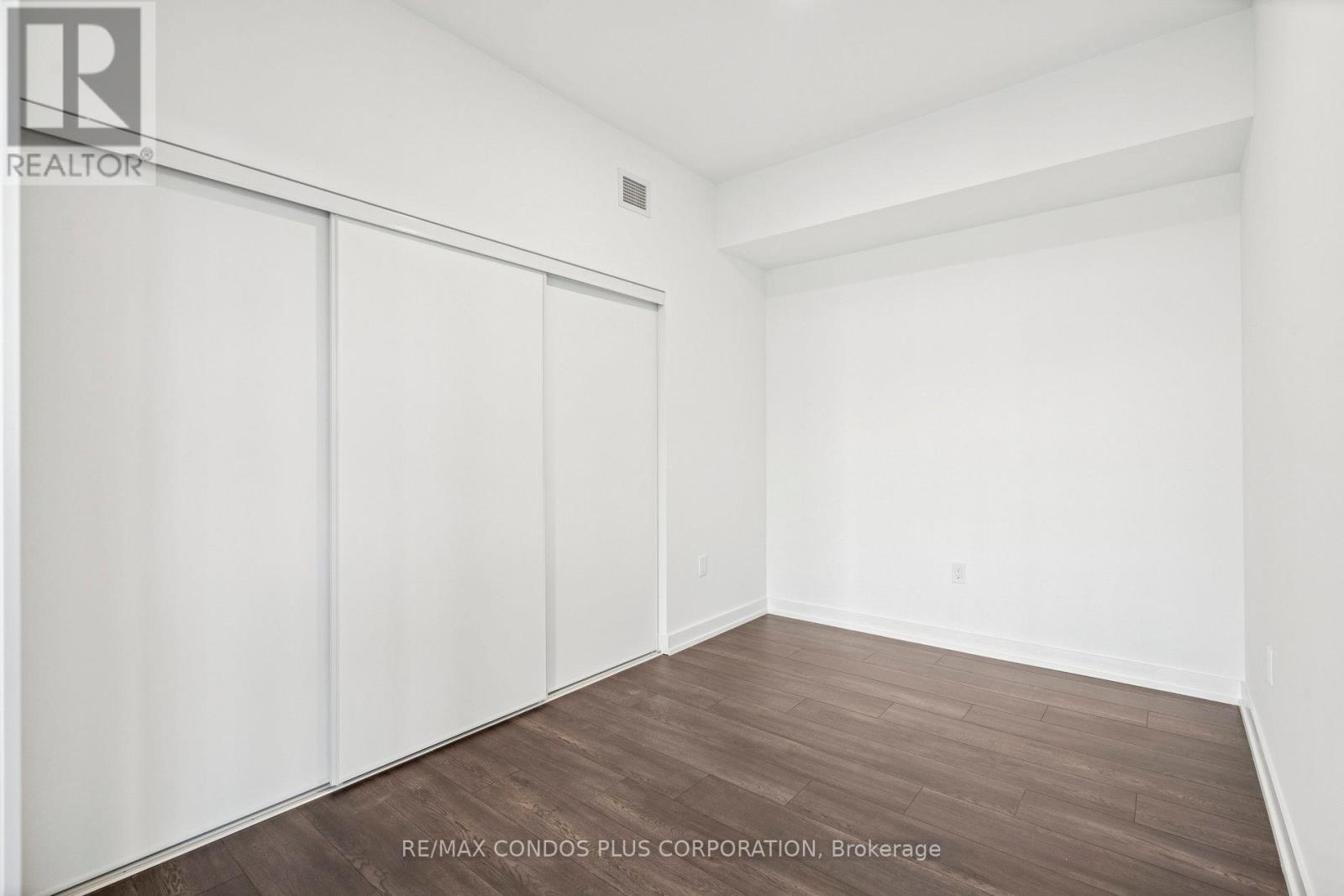 801 The Queensway 806, Toronto, Ontario  M8Z 6A8 - Photo 10 - W12580316