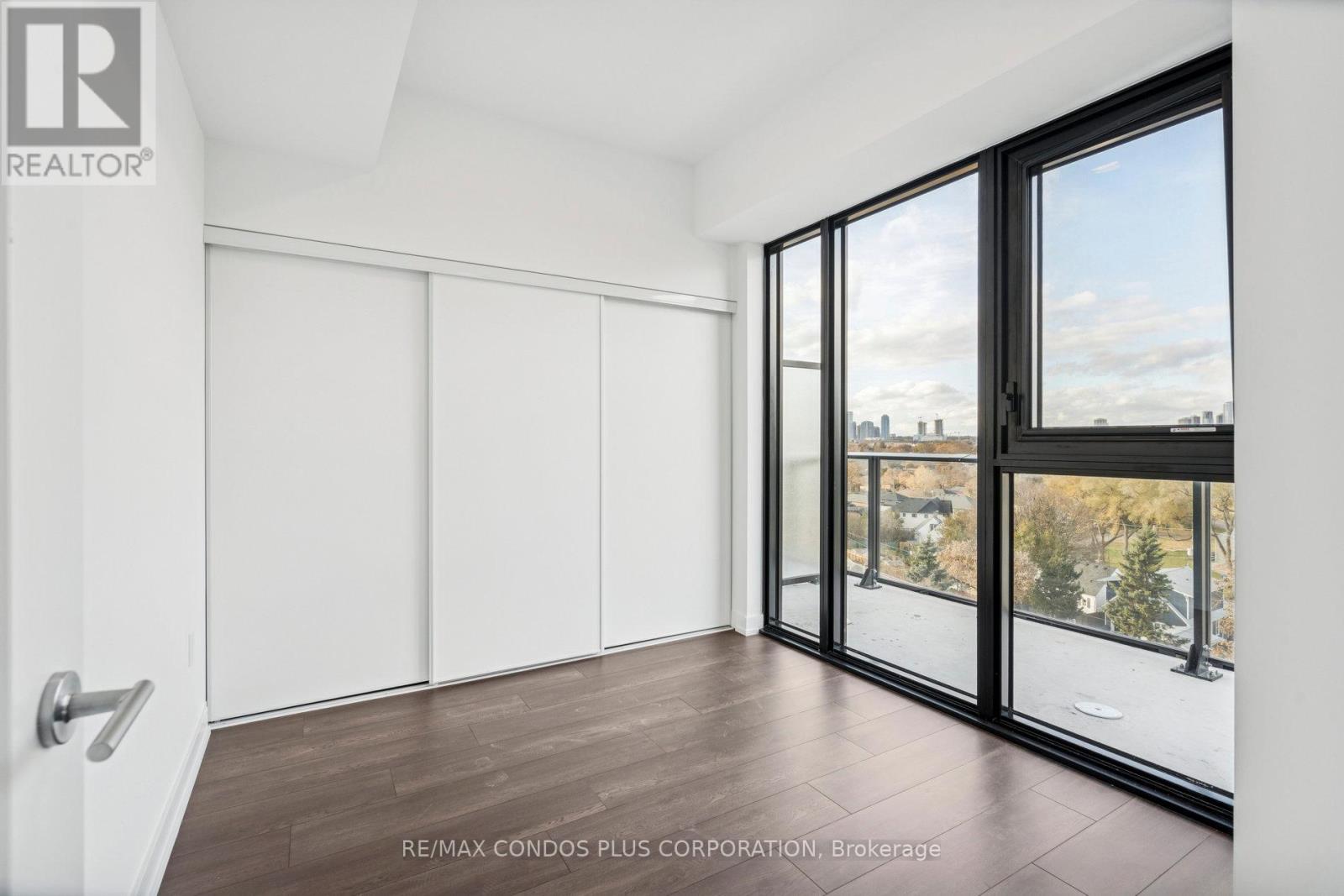 801 The Queensway 806, Toronto, Ontario  M8Z 6A8 - Photo 8 - W12580316