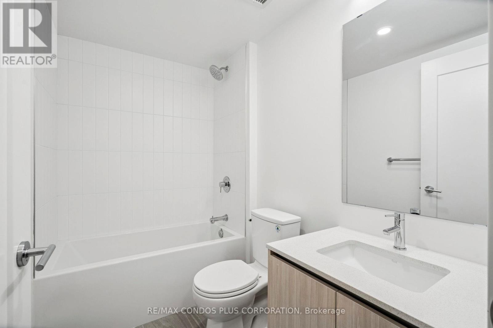 801 The Queensway 806, Toronto, Ontario  M8Z 6A8 - Photo 9 - W12580316