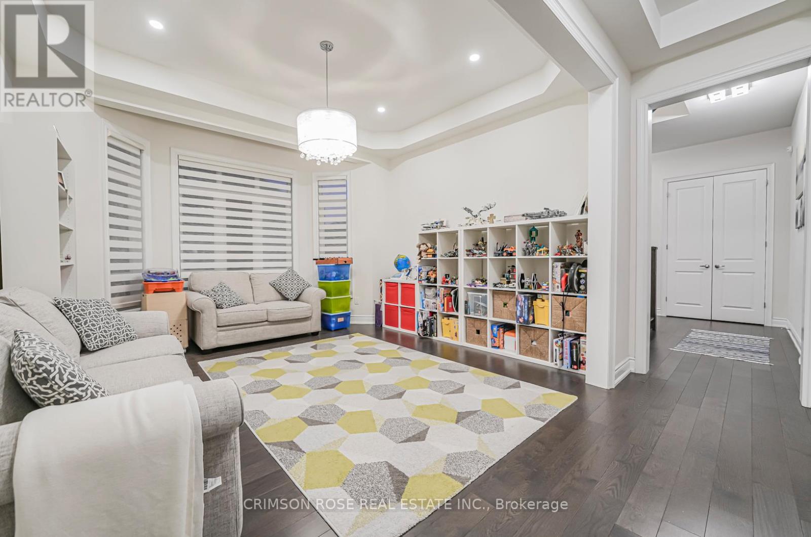 3207 Millicent Avenue, Oakville, Ontario  L6H 7C5 - Photo 12 - W12580334