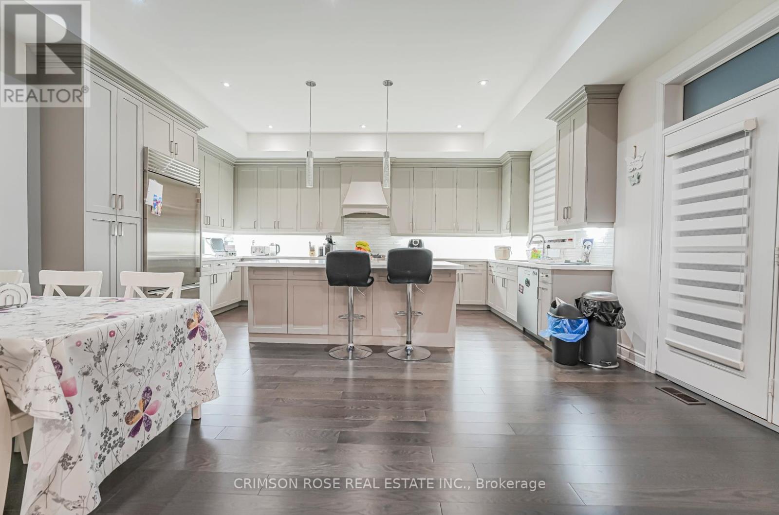 3207 Millicent Avenue, Oakville, Ontario  L6H 7C5 - Photo 21 - W12580334