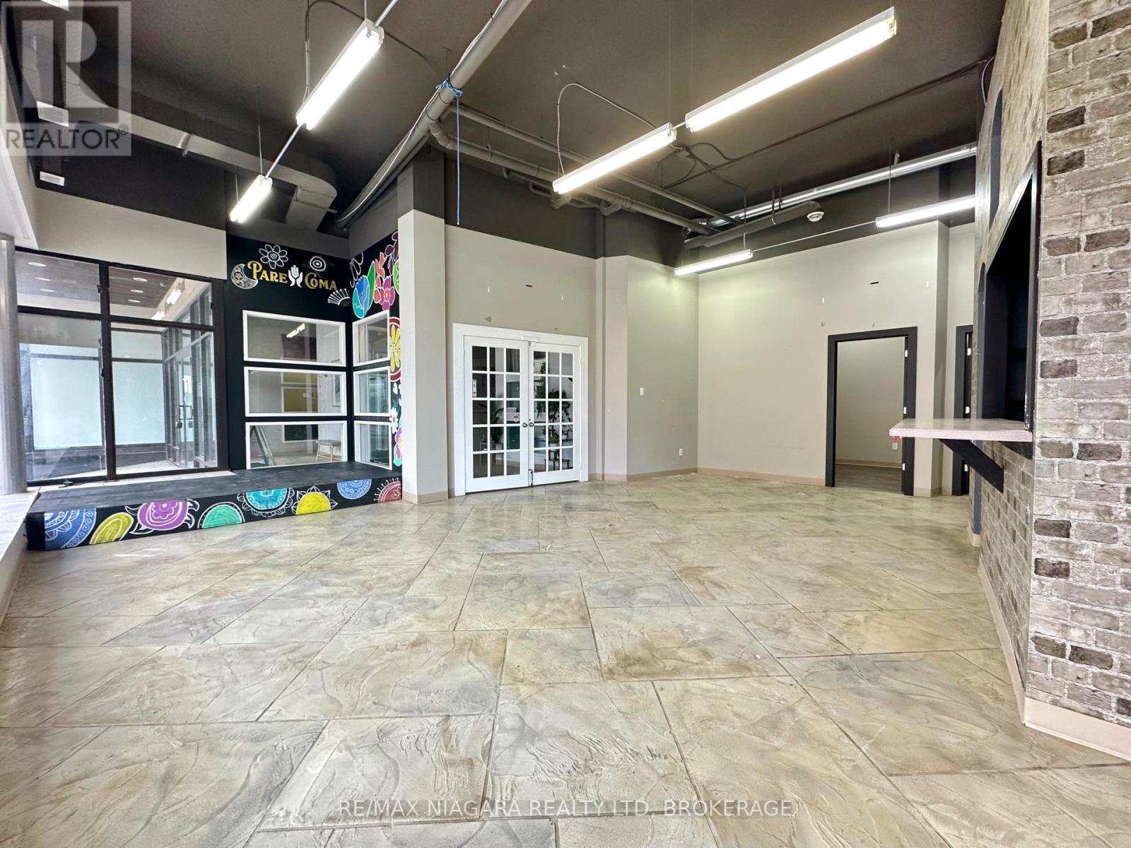 9 - 17 East Main Street, Welland, Ontario  L3B 3W4 - Photo 4 - X12580376