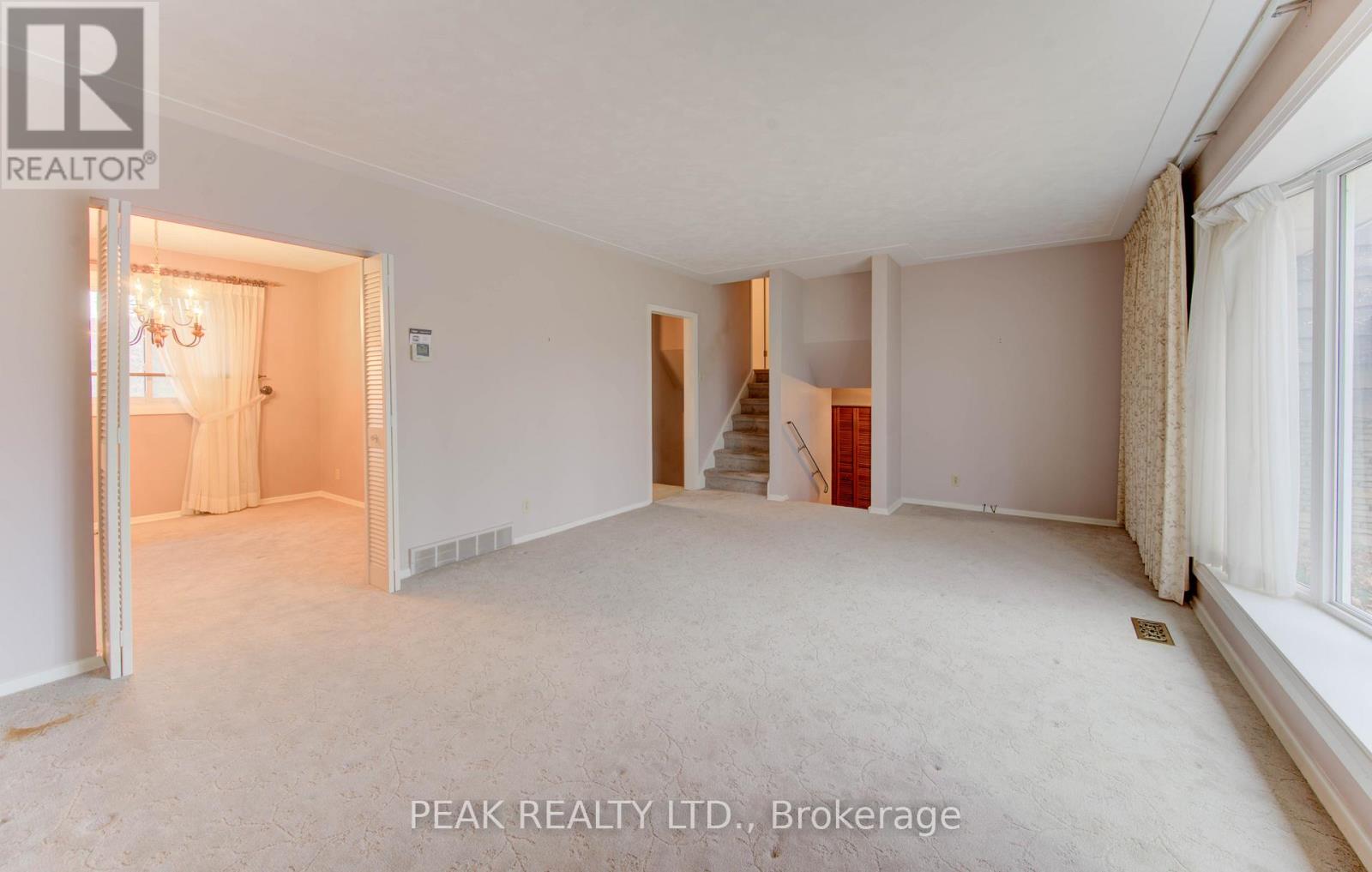 38 Glenwood Drive, Kitchener, Ontario  N2A 1H7 - Photo 16 - X12579892