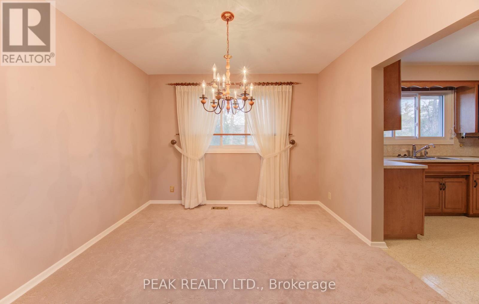 38 Glenwood Drive, Kitchener, Ontario  N2A 1H7 - Photo 17 - X12579892