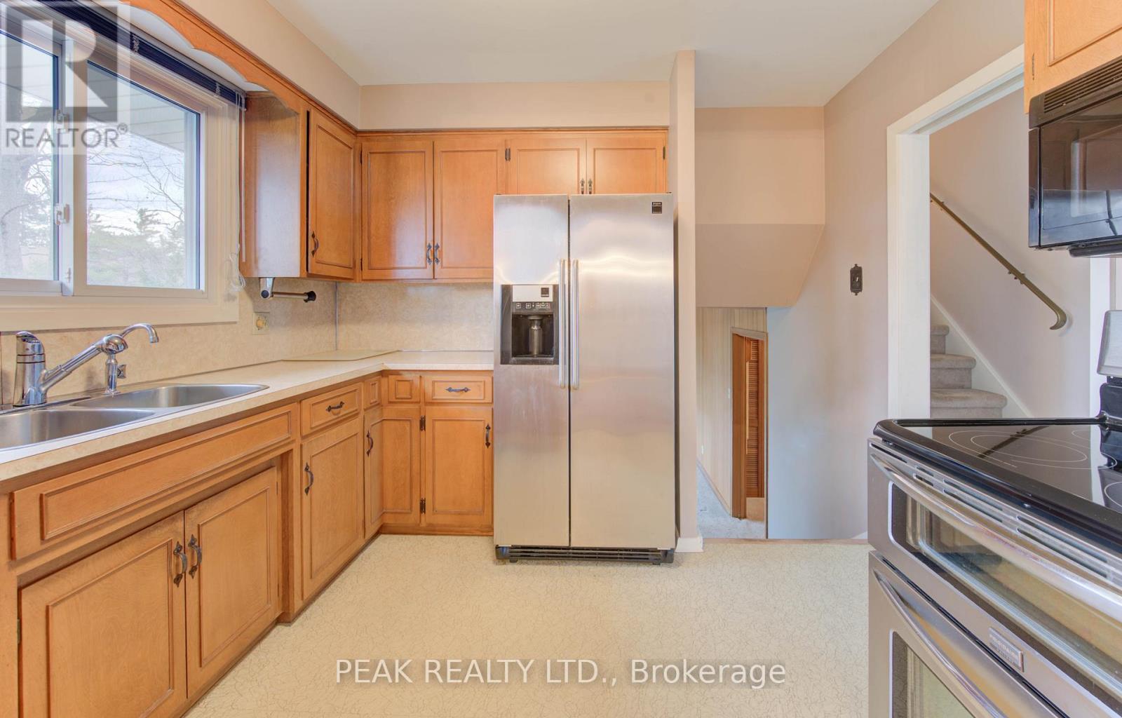 38 Glenwood Drive, Kitchener, Ontario  N2A 1H7 - Photo 19 - X12579892