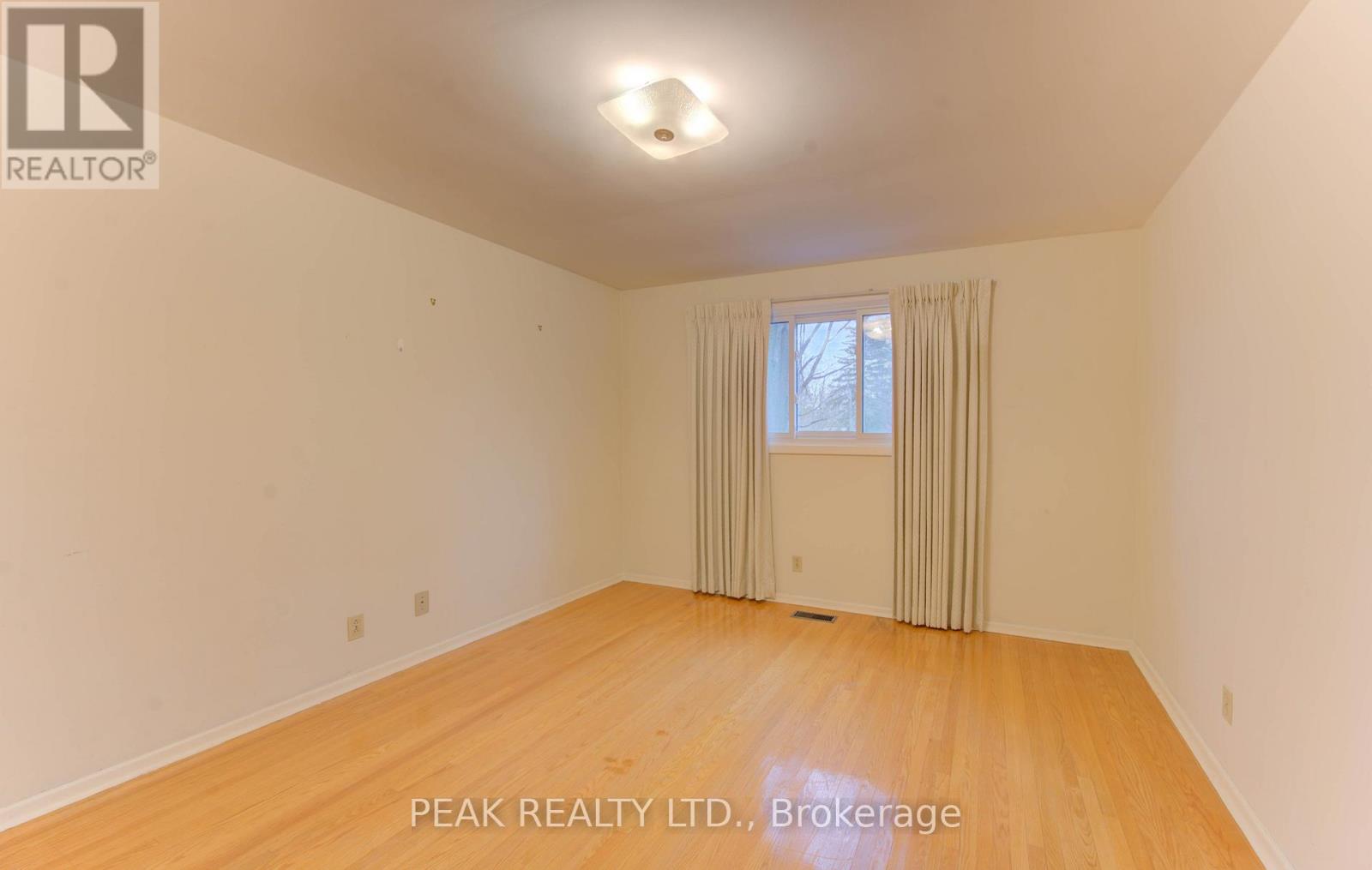 38 Glenwood Drive, Kitchener, Ontario  N2A 1H7 - Photo 27 - X12579892