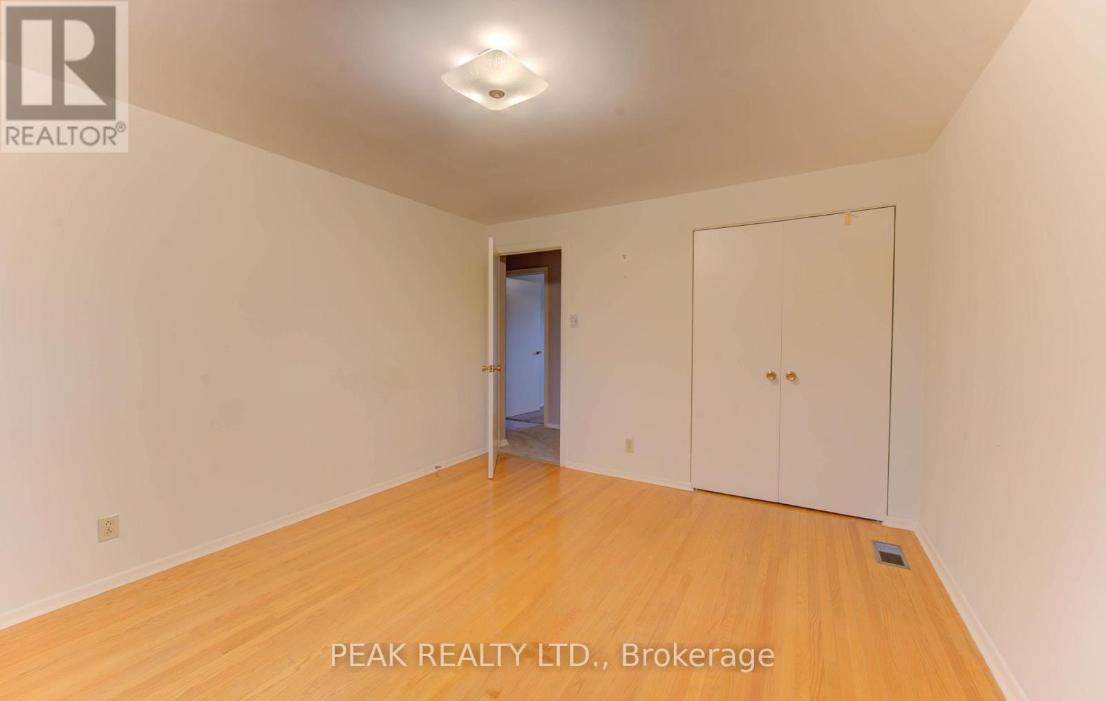 38 Glenwood Drive, Kitchener, Ontario  N2A 1H7 - Photo 28 - X12579892