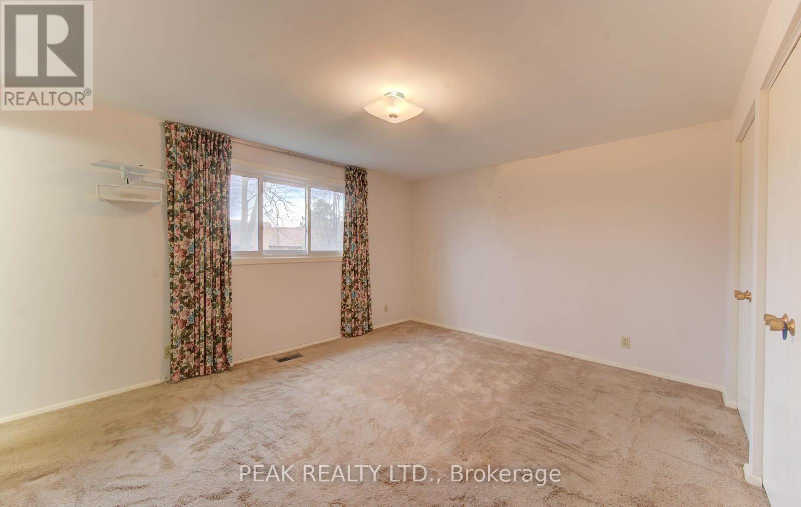 38 Glenwood Drive, Kitchener, Ontario  N2A 1H7 - Photo 29 - X12579892