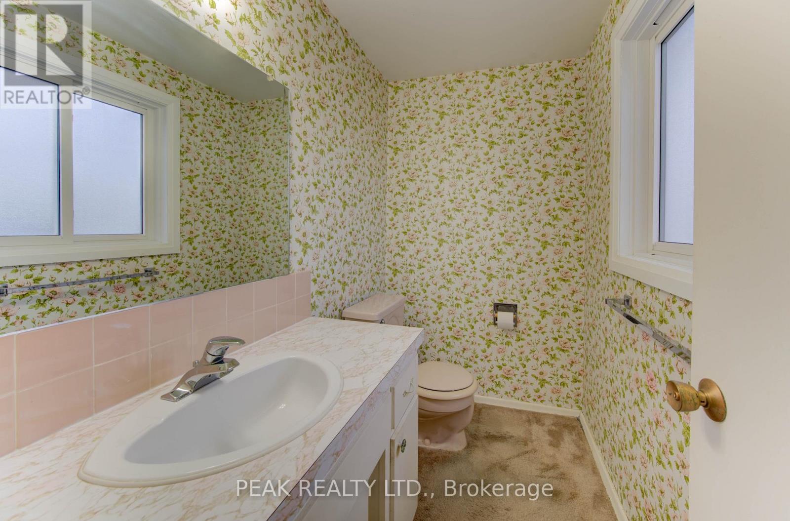 38 Glenwood Drive, Kitchener, Ontario  N2A 1H7 - Photo 31 - X12579892