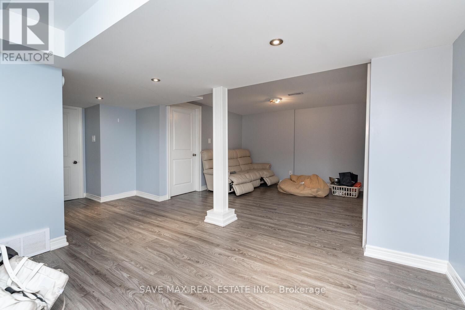 52 Broderick Avenue, Thorold, Ontario  L2V 2J1 - Photo 12 - X12580292