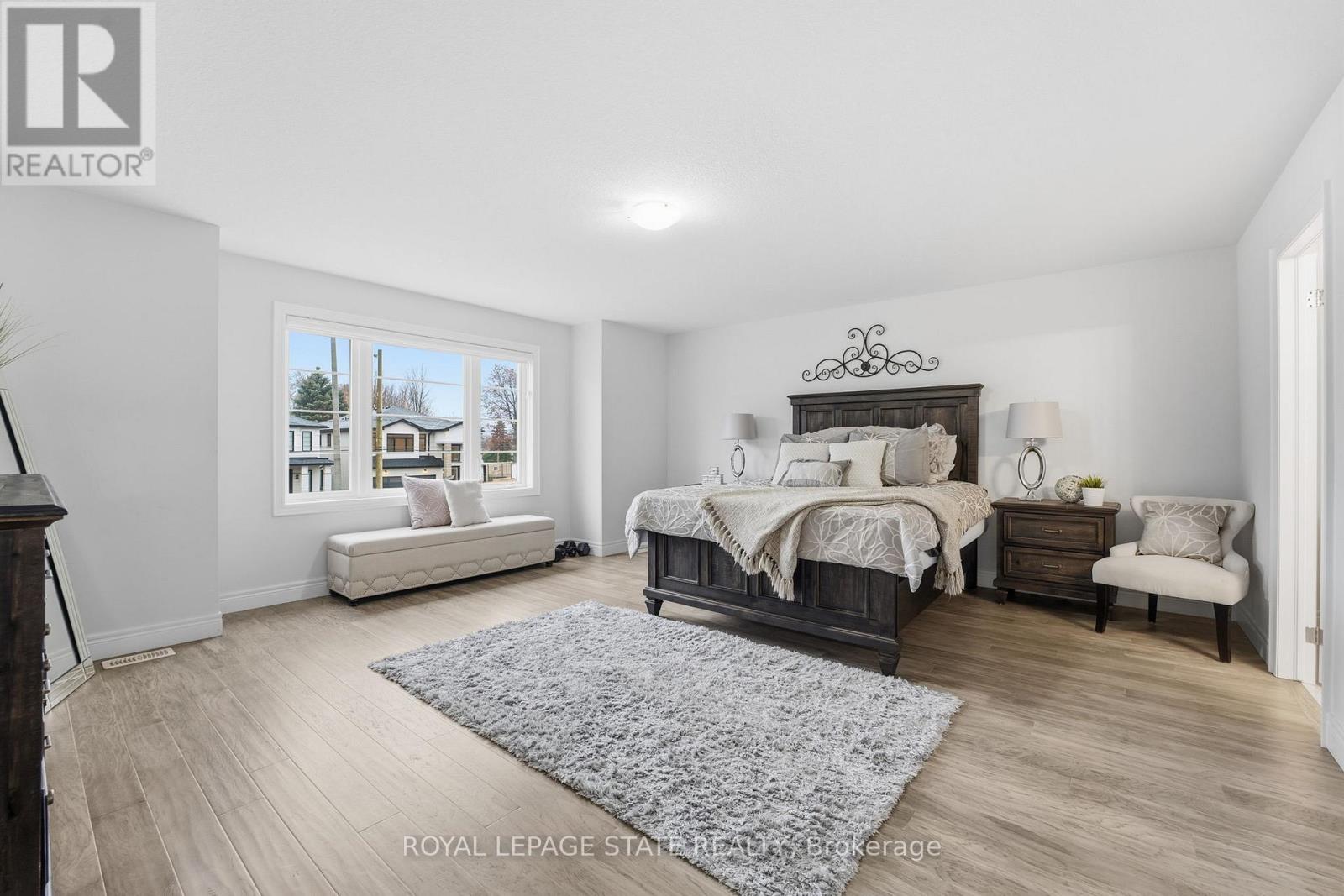 29 Roselawn Avenue, Hamilton, Ontario  L9G 0H9 - Photo 10 - X12580332