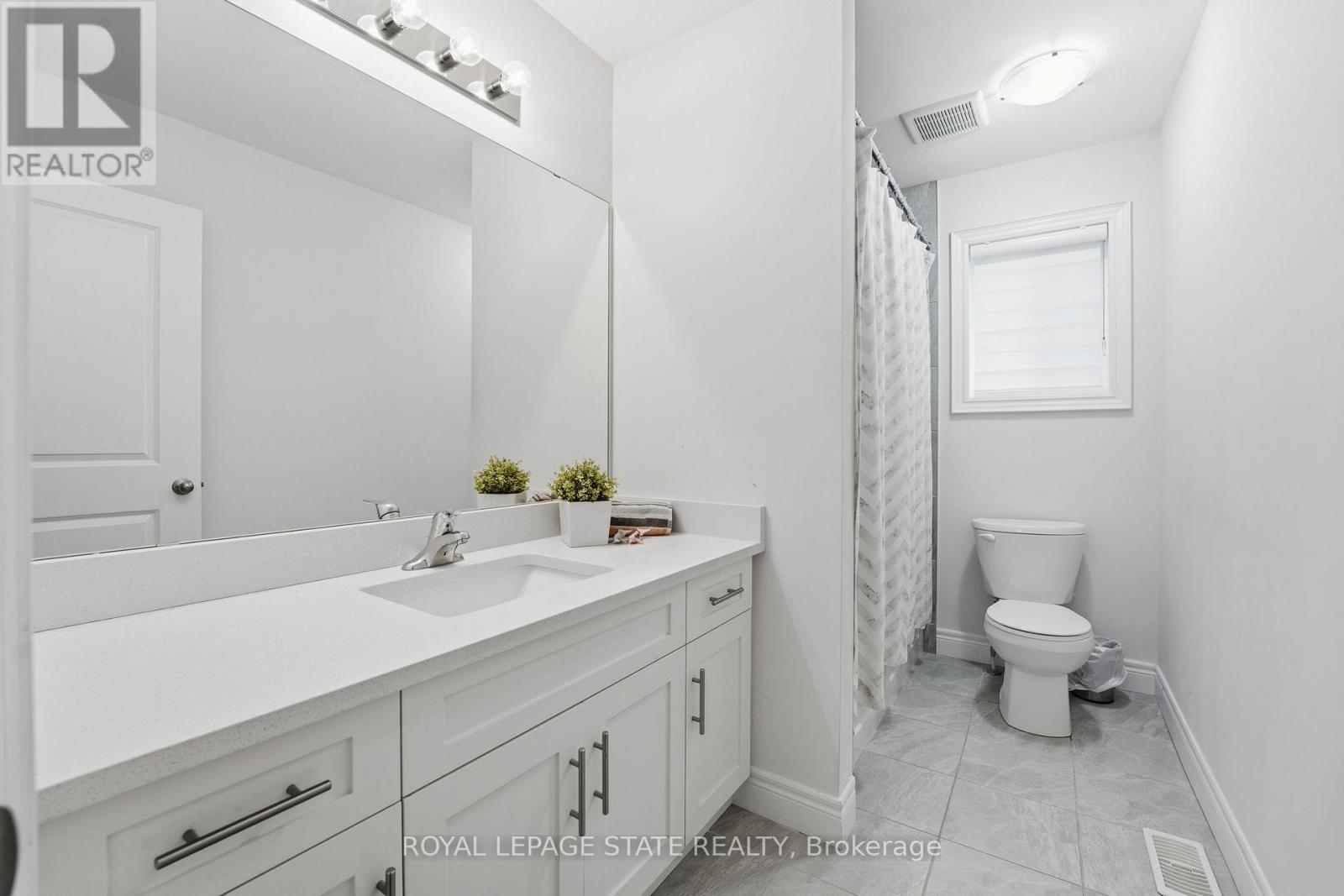 29 Roselawn Avenue, Hamilton, Ontario  L9G 0H9 - Photo 15 - X12580332