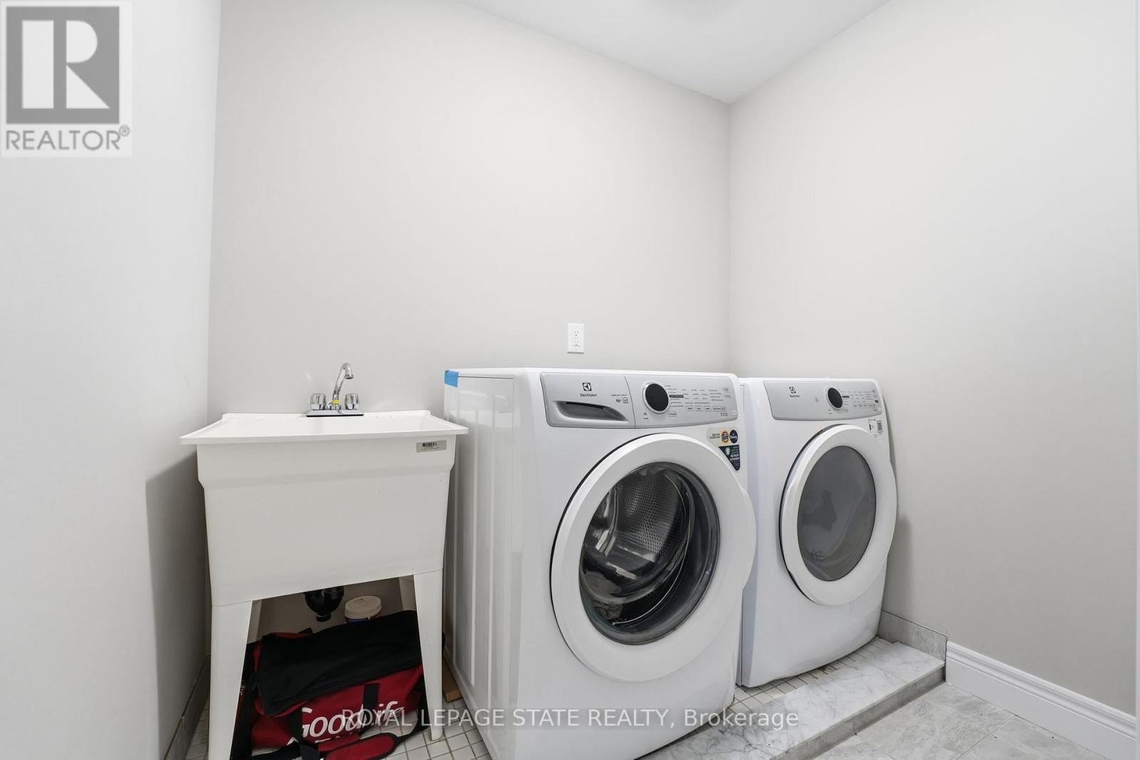 29 Roselawn Avenue, Hamilton, Ontario  L9G 0H9 - Photo 18 - X12580332