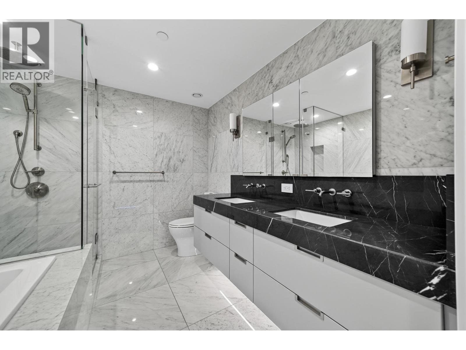 2403 1335 Howe Street, Vancouver, British Columbia  V6Z 0H1 - Photo 17 - R3070427