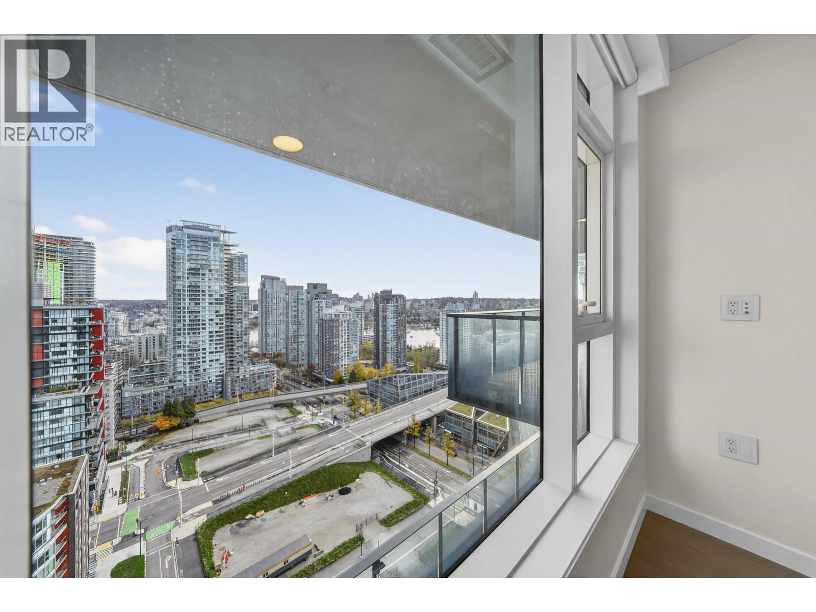 2403 1335 Howe Street, Vancouver, British Columbia  V6Z 0H1 - Photo 24 - R3070427
