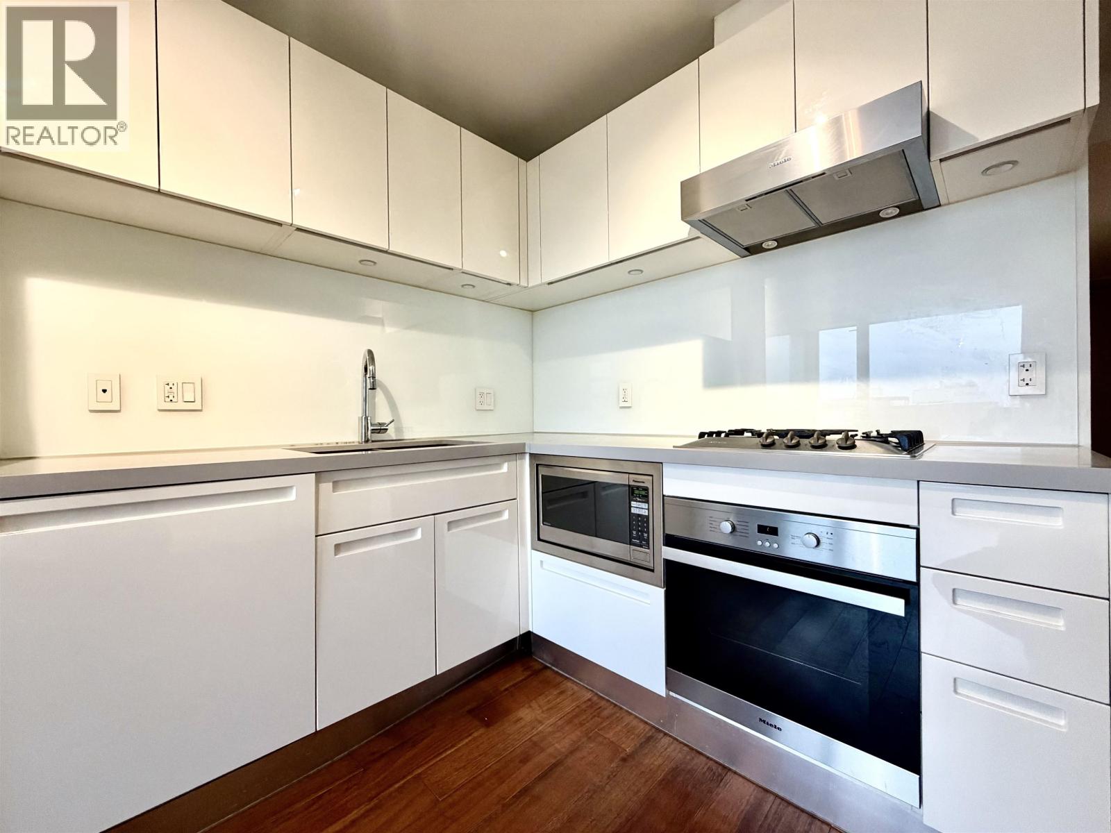 1508 188 Keefer Street, Vancouver, British Columbia  V6A 0E3 - Photo 4 - R3070436