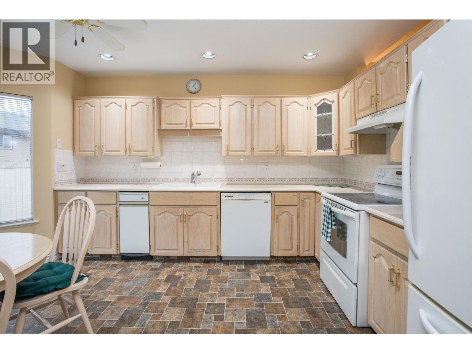 21 22488 116 Avenue, Maple Ridge, British Columbia  V2X 0X6 - Photo 9 - R3070444