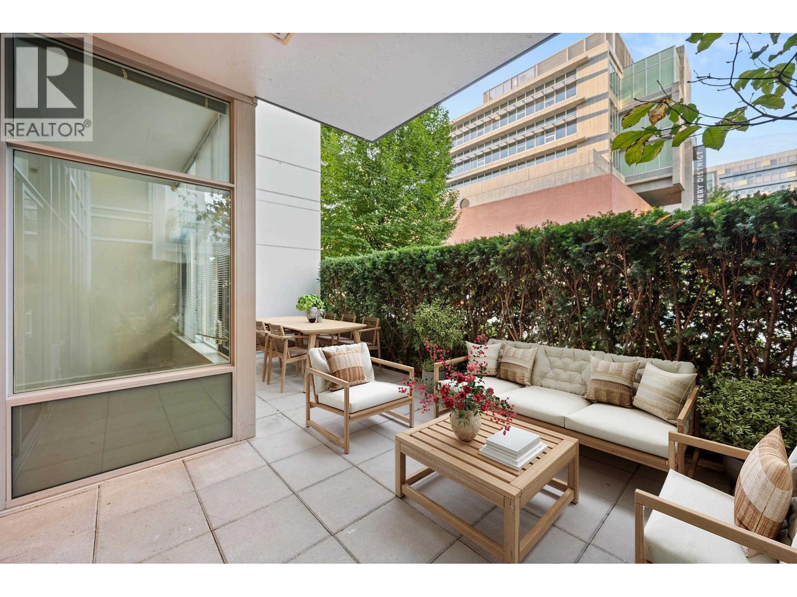 102 200 Nelson's Crescent, New Westminster, British Columbia  V3L 0H4 - Photo 3 - R3070452