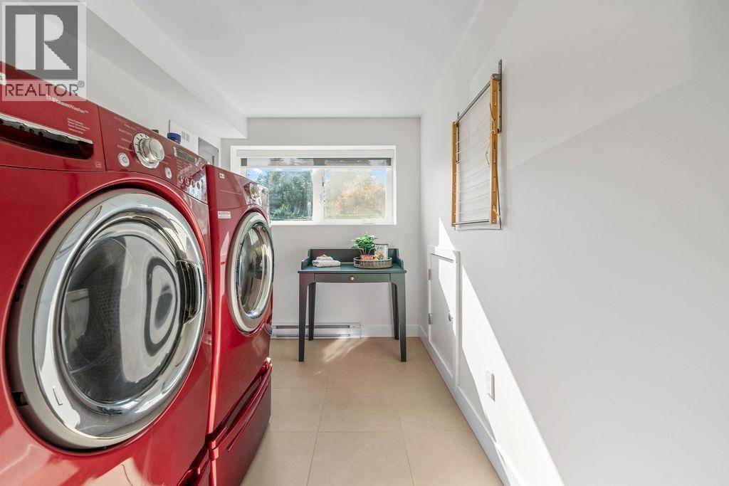 814 Plymouth Drive, North Vancouver, British Columbia  V7H 2H7 - Photo 33 - R3070447